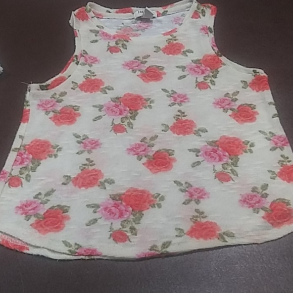 Forever 21 knit tank top. - Picture 2 of 3